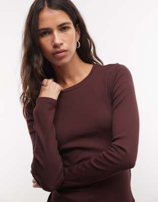 Monki Ribbed Long Sleeve Top In Red