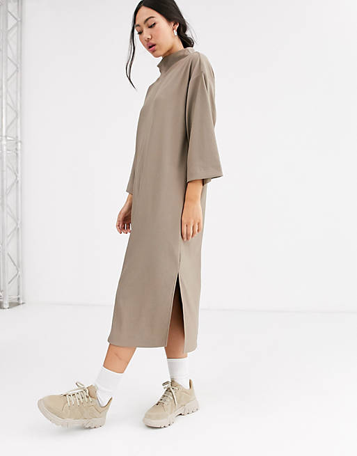 Monki ribbed midi t-shirt dress with side slits in beige | ASOS