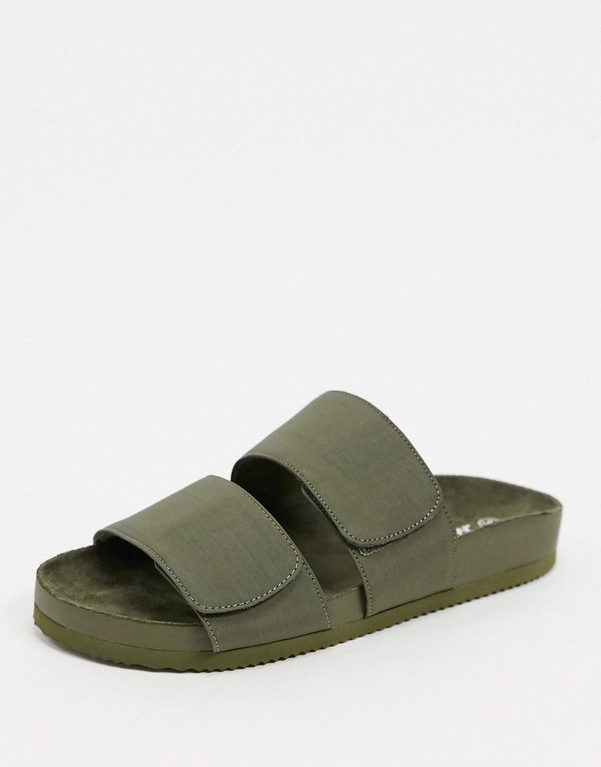 Monki Rista double strap sporty sandals in black-Green