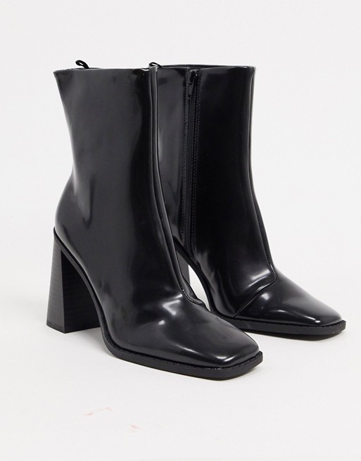 Monki Robbie vegan leather heeled boot in black