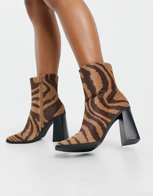 Monki Robbie leather zebra print boots in brown - BLACK