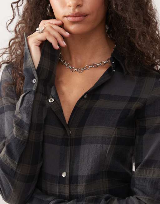 Monki - Robe chemise courte et cintrée à manches longues et carreaux - Gris foncé, 3 de 4