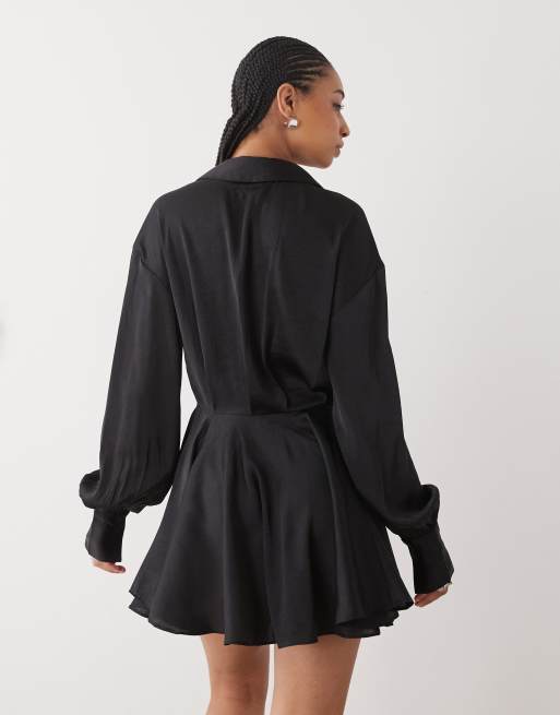 Monki - Robe chemise en satin froissé à manches longues et jupe fluide - Noir, 4 de 4