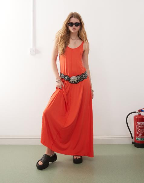 Monki - Robe longue fluide à bretelles - Rouge - view 1