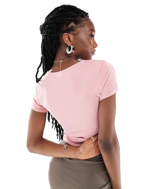 Monki – Rosa kort topp i supermjukt material med omlottdesign framtill och korta ärmar, 4 av 4