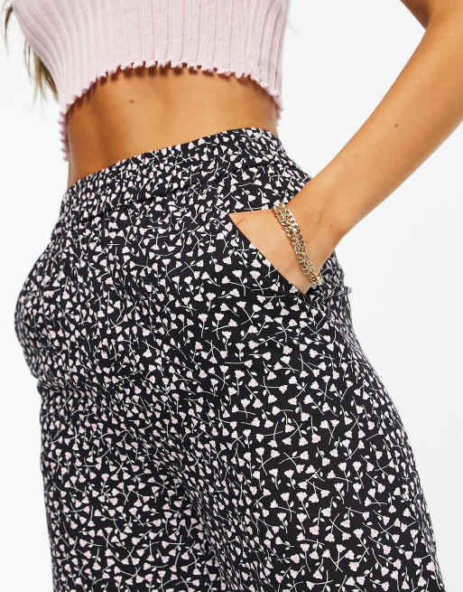 Monki - Rosie - Pantaloni a fondo ampio neri a fiori, 3 di 4
