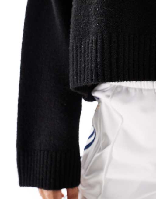 Monki round neck relaxed knitted sweater in black, 4 of 4