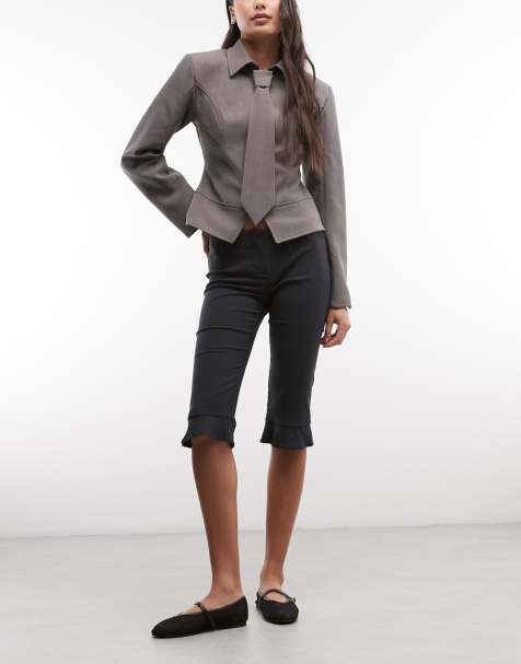 Monki ruffle capri trousers in black - view 1