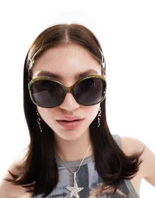 Monki - Runde Oversize-Sonnenbrille in Grün