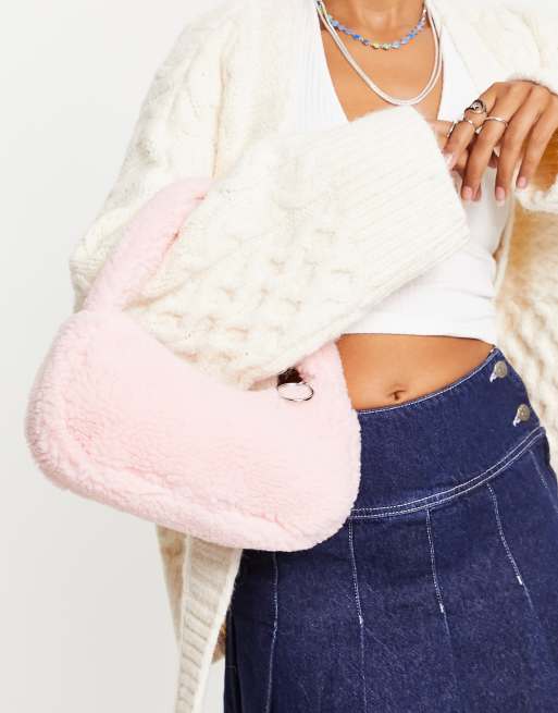 Monki - Sac porté épaule en fausse fourrure pelucheuse - Rose clair