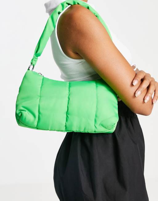 Monki - Sac porté épaule en nylon matelassé - Vert vif