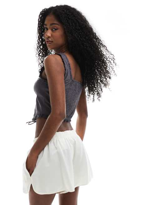 Monki satin runner shorts with scalloped hem in oyster white, 4 of 5
