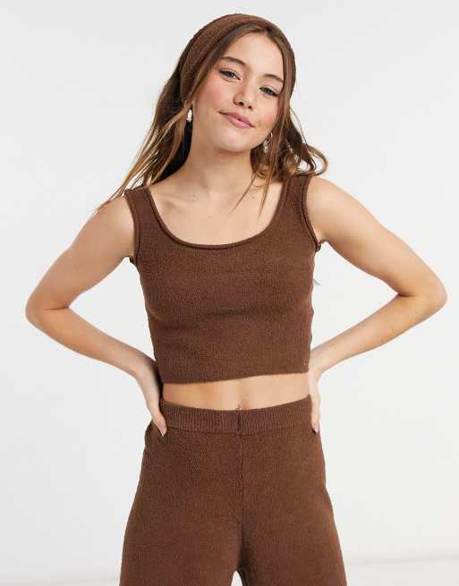 Monki - Say - Pluizig gebreid hemdje in bruin, deel van 4-delige co-ord set