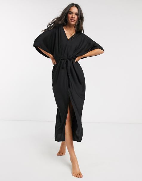 Monki – Schwarzer Maxi-Kaftan aus recycelten Materialien mit Bindegürtel