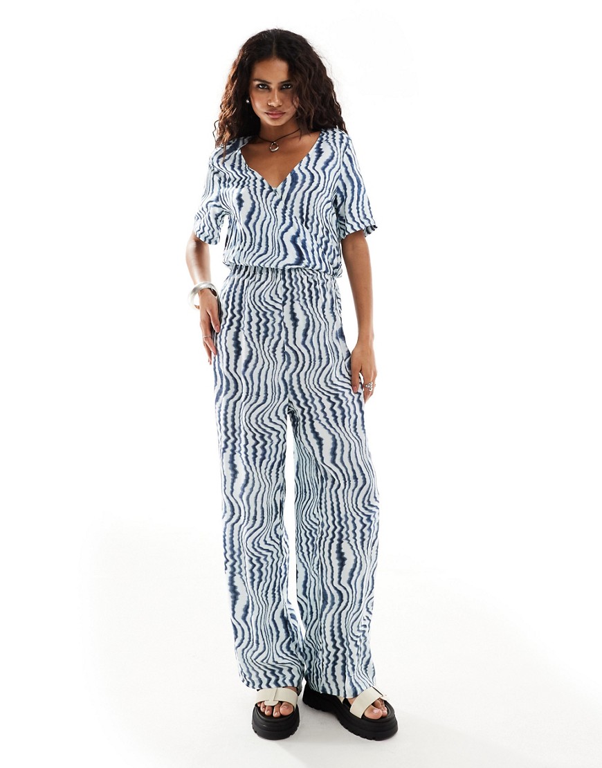 Monki shirt sleeve jumpsuit with wrap front in wave print-Multi