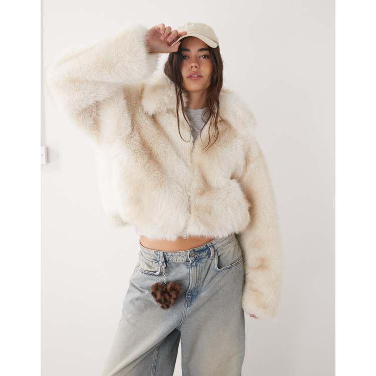 209548859-1-offwhite?$n_750w$&