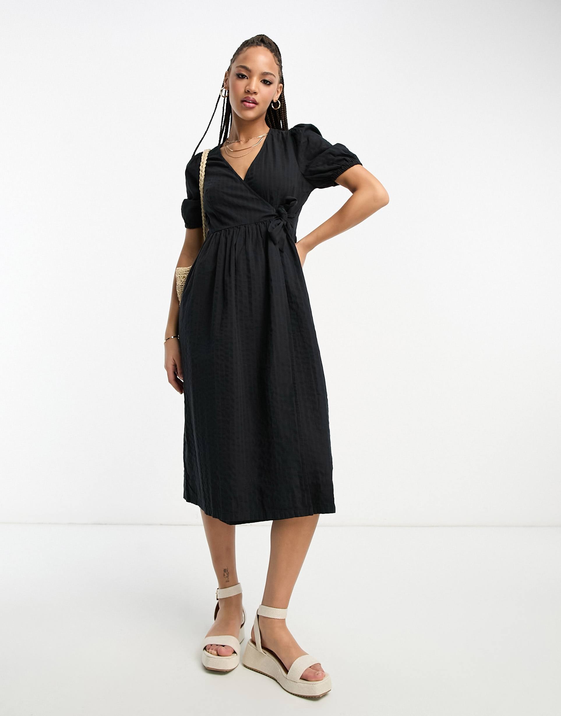 monki short sleeve midi dress in black