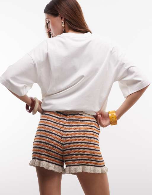 Monki shorts med hæklet flæsekant i orange multifarvet stribe, 4 af 7