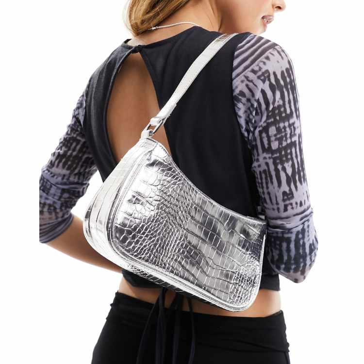 国内で当店のみ OGR - Silver Wing Mecha Crossbody Bag Cross-body bag made of cowhide - Silver | SCAYLE