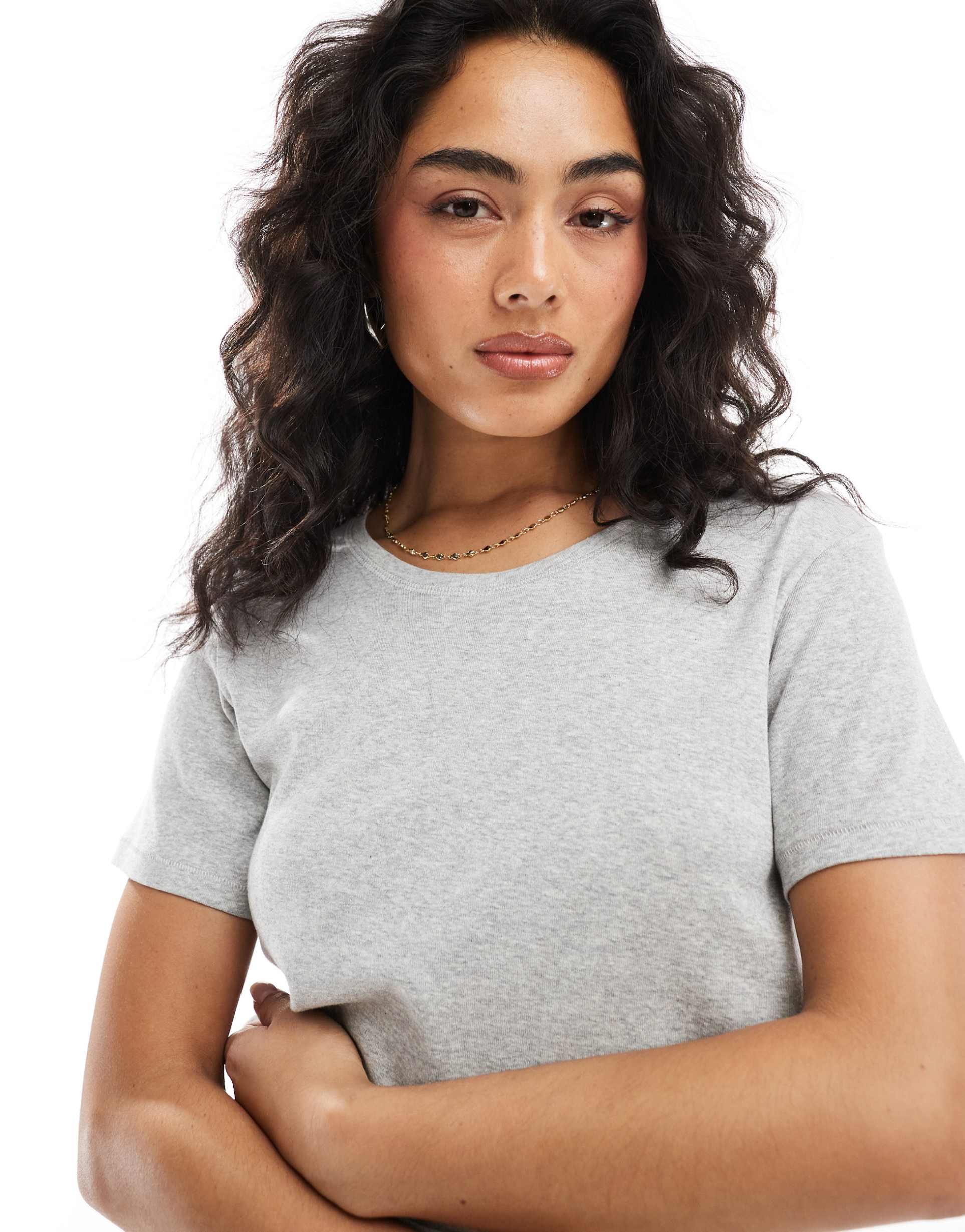 monki shrunken tee in gray heather