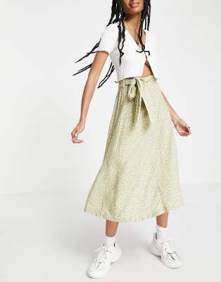 Monki Sissel tie midi skirt in green 