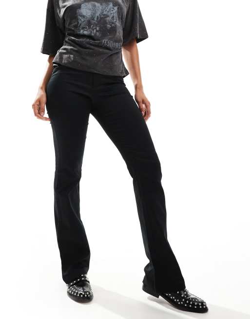 Monki - Skinny flare-broek met lage taille in zwart 