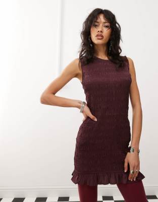 sleeveless satin shirred dress with frill edges in burgundy