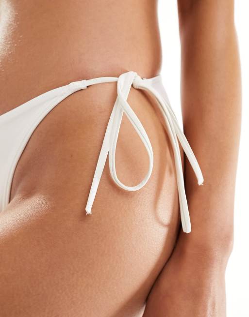 Monki - Slip bikini bianchi mix and match con allacciatura laterale, 3 di 4