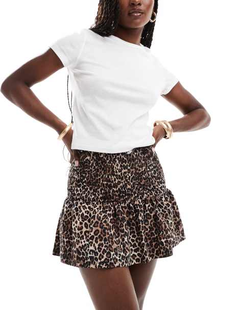 Monki smock mini frill skirt in brown leopard print - view 1