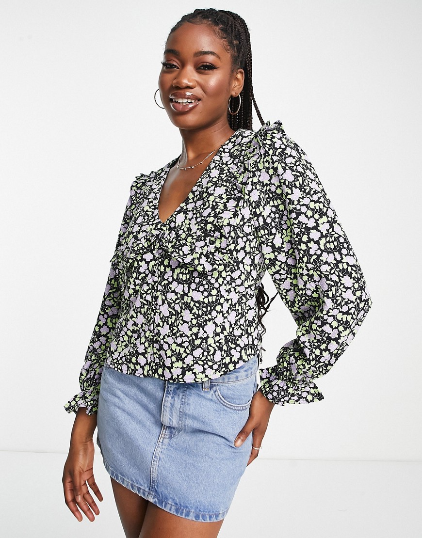 Monki statement collar blouse in black and purple floral-Multi