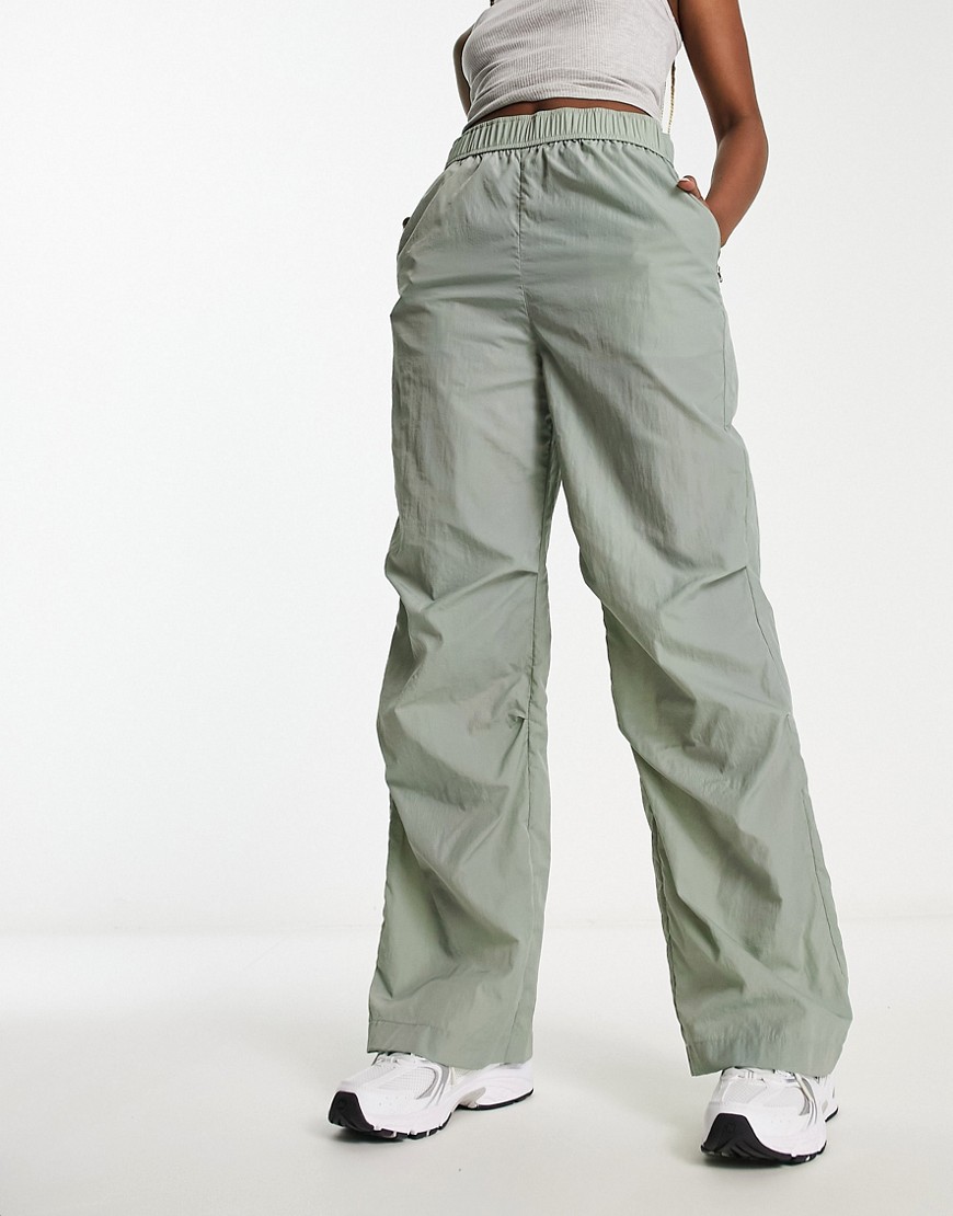 Monki straight leg parachute pants in khaki-Green