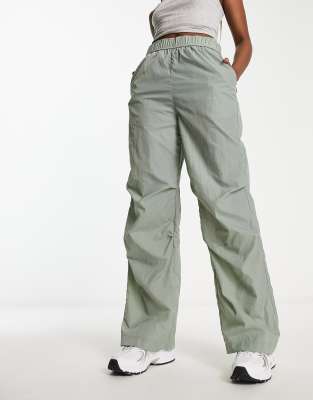 204550292-1-khaki