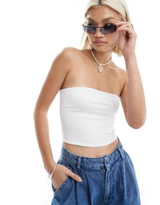 Monki Strapless Top In White