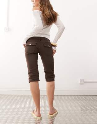 Monki Stretch Capri Pants
