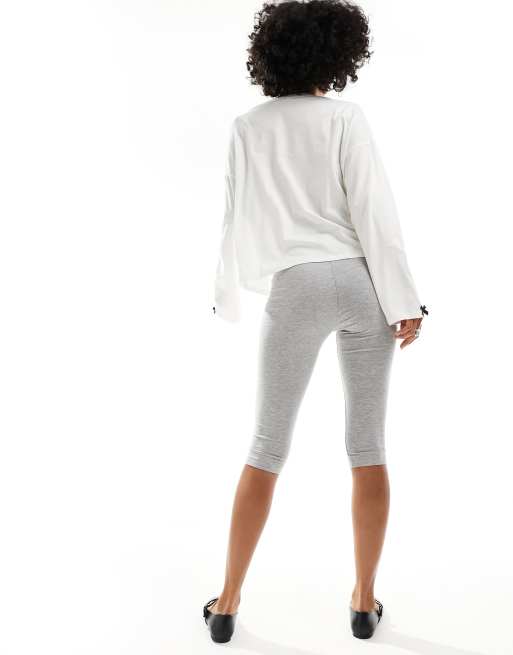 ショートパンツ [MATINKIM]capri slit pants in gray Monki stretch cropped capri pants in heather gray | ASOS