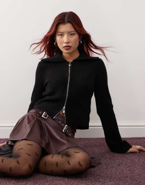 Monki – Strickjacke in Schwarz mit Reißverschluss und Kragendetail - view 1