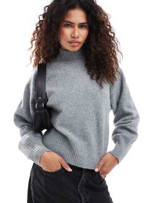 Monki - Strickpullover in meliertem Grau mit Stehkragen