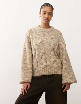 Monki - Strickpullover in Staubgelb mit Zopfmuster