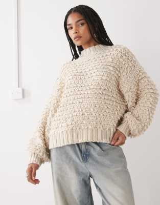 Monki - Strukturierter Oversize-Strickpullover in Beige-Neutral
