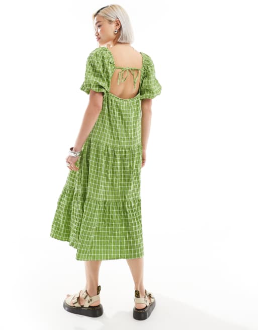 Monki - Sundress i midilængde med niveauinddeling og åben ryg med grønne gittertern, 2 af 4
