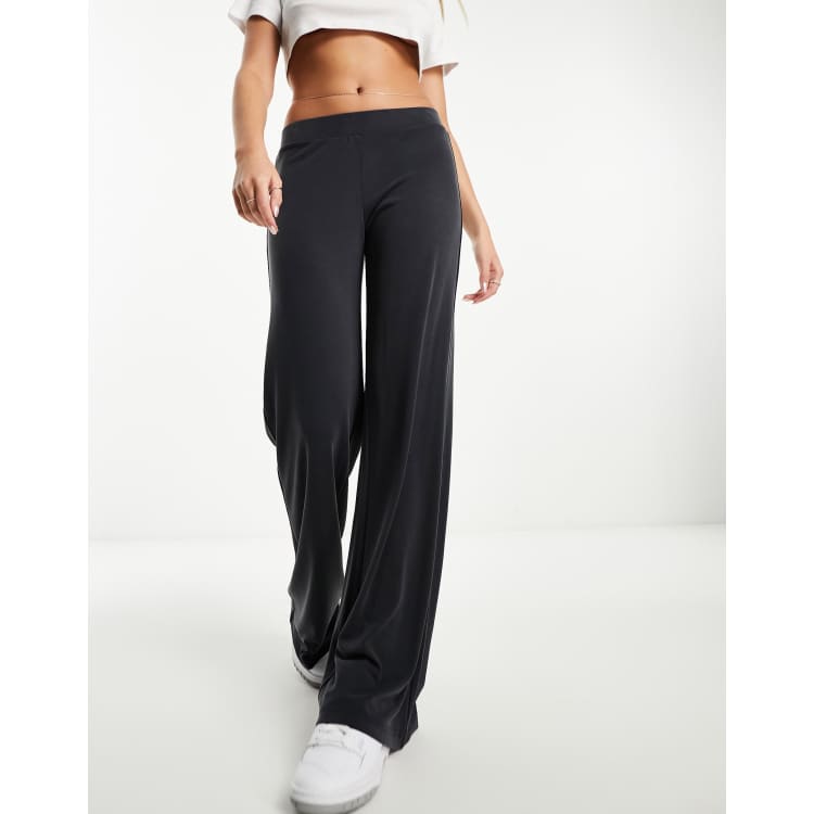 ESSAY WIDE OVER SLACKS - CHARCOAL – TOYASIDO