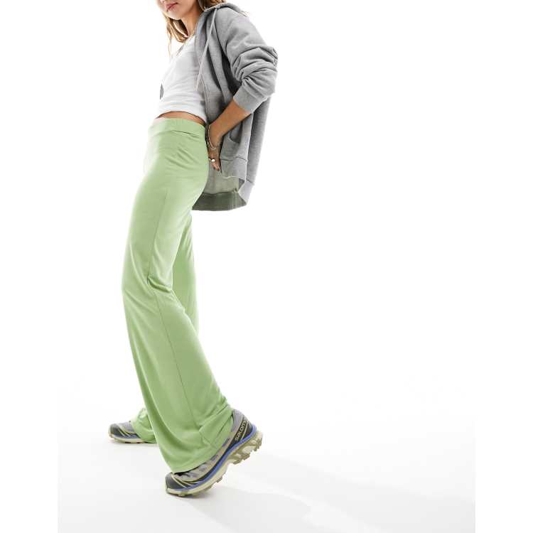 205728464-1-lightgreen?$n_750w