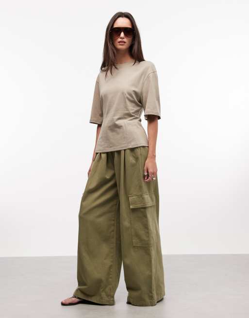 Monki - T-shirt cintré à la taille - Kaki, 2 de 4