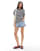 Thumbnail 1 van 4