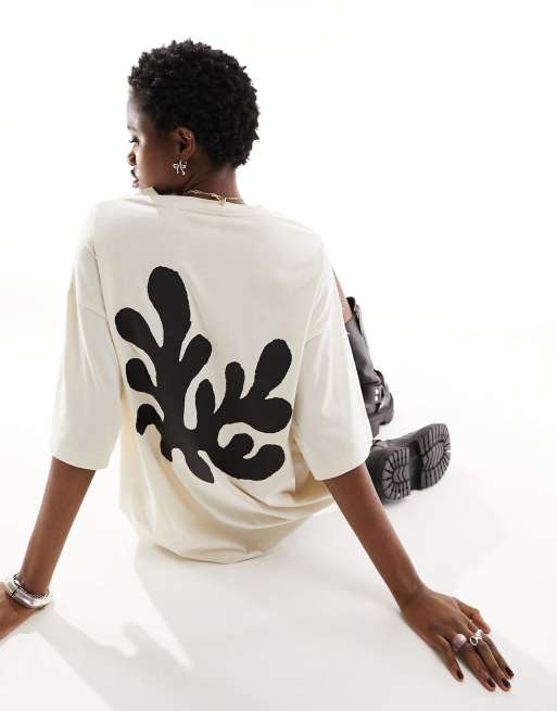 Monki - T-shirt oversize avorio con stampa di corallo