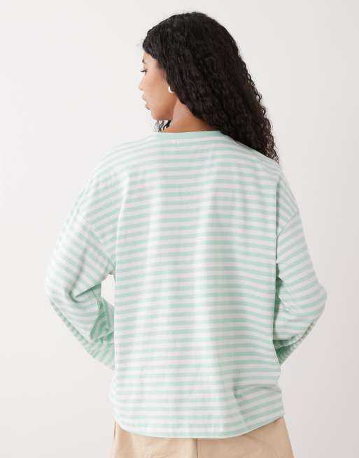 Monki – T-shirt oversize z długimi rękawami w biało-zielone paski, 3 z 4
