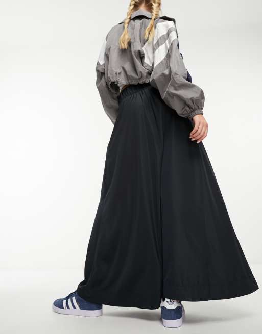 Black taffeta best sale maxi skirt