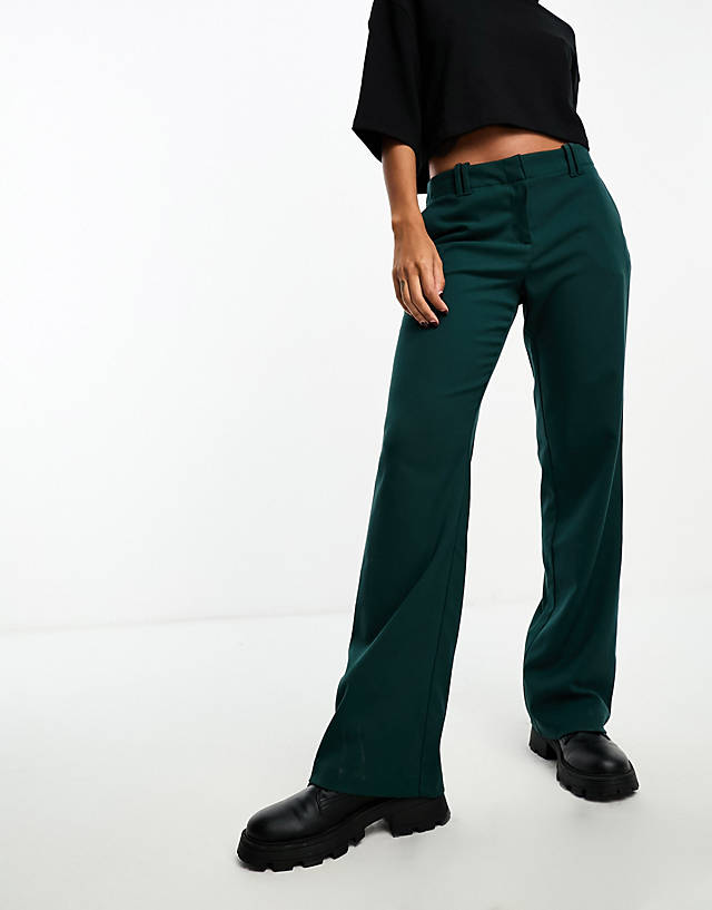 Monki - tailored trousers in dark green