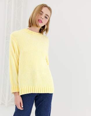 yellow crew neck sweater