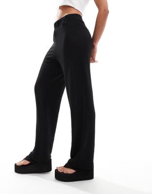 textured pull-on straight leg pants in black